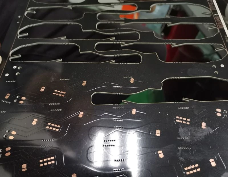 PCB cutting