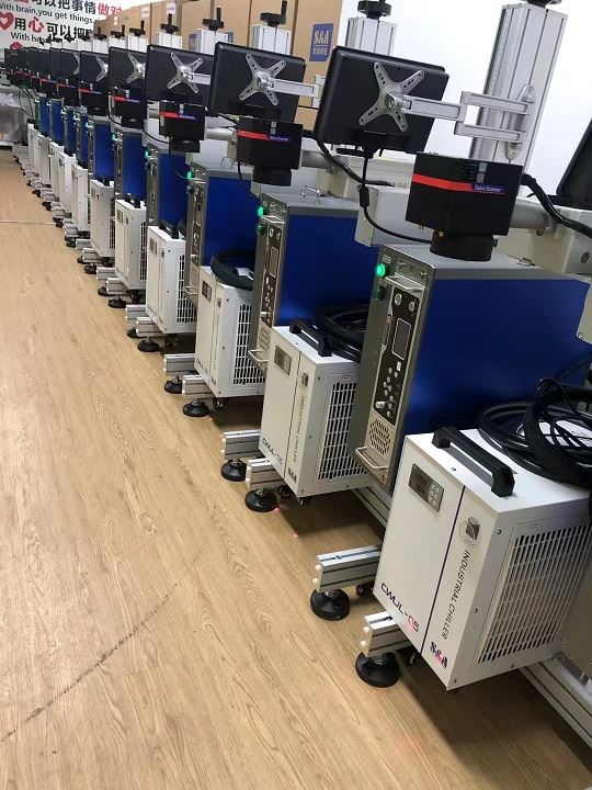 On The Fly UV Laser Marking Machine