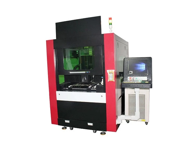 Yüksek hassasiyetli fiber lazer kesme makinesi