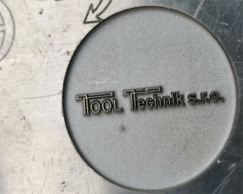 3D engraving letters on metal 3D engraving letters on metal